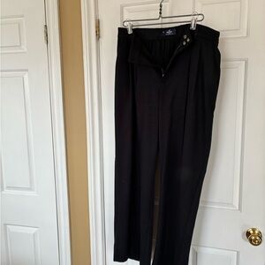 Hollister Black women's Dress Pants - Pleated Front